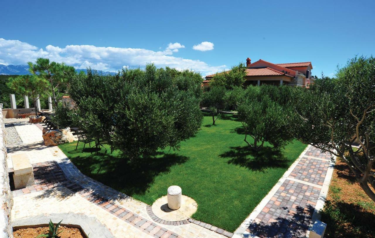 Villa Dabo Новалья Экстерьер фото